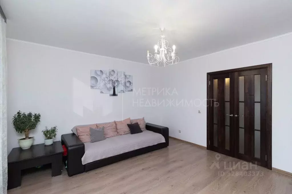3-к кв. Тюменская область, Тюмень ул. Михаила Сперанского, 27 (73.0 м) - Фото 1