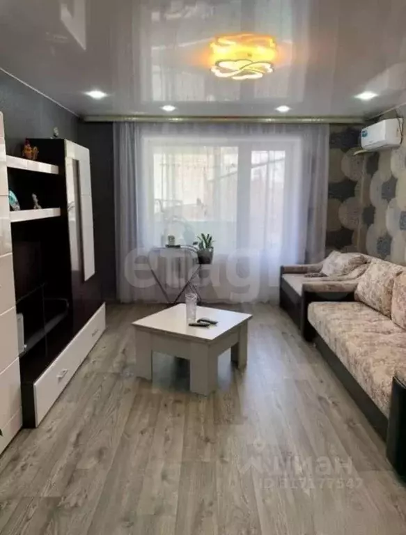 3-к кв. Амурская область, Белогорск Юбилейный пер., 2А (59.7 м) - Фото 0