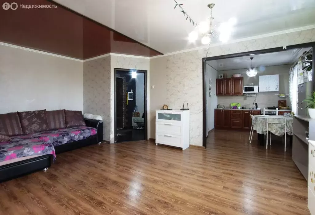 3-комнатная квартира: Омск, улица Дмитриева, 20 (72.1 м) - Фото 2