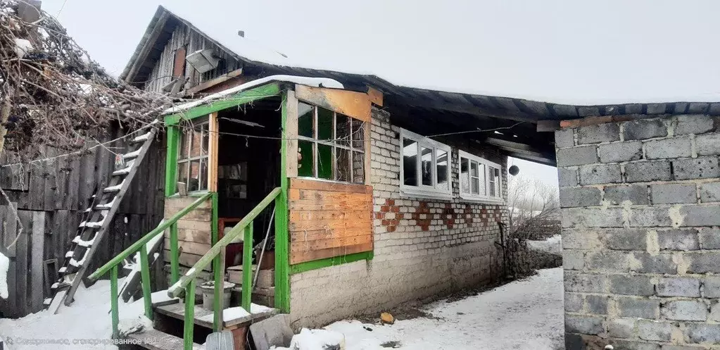 Дом в Свердловская область, Артемовский ул. Фрунзе, 31 (48 м) - Фото 2