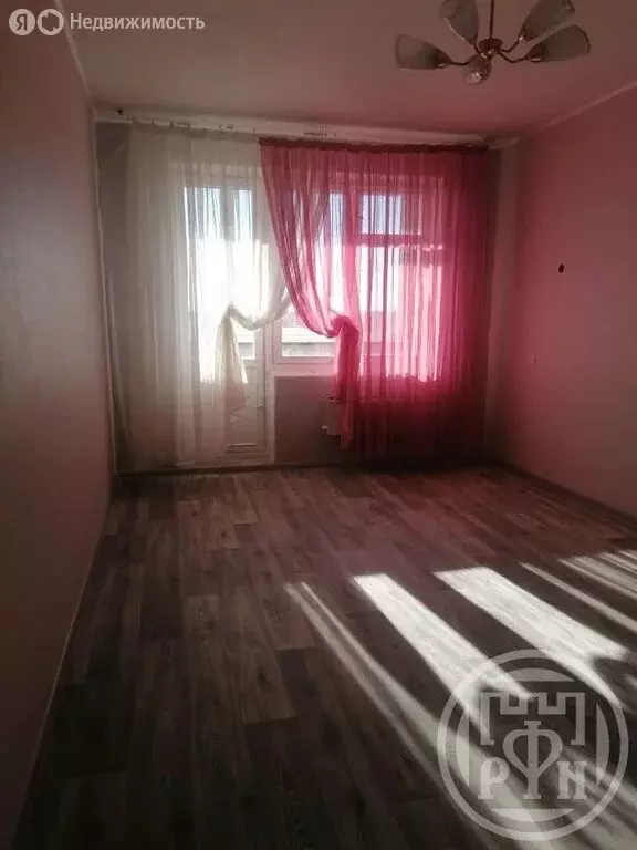 1-комнатная квартира: городской посёлок Толмачёво, Железнодорожная ... - Фото 1