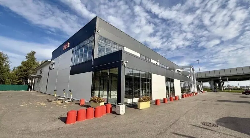 Помещение свободного назначения в Санкт-Петербург Октябрьская наб., ... - Фото 2