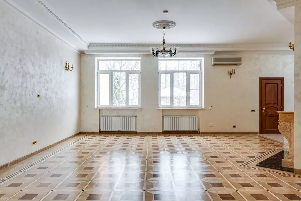 Таунхаус в Москва д. Сосенки, ул. Ольховая (360 м) - Фото 1