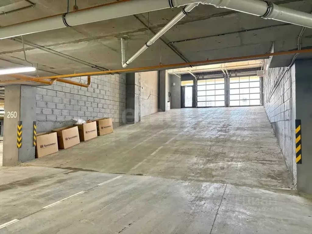 Гараж в Тюменская область, Тюмень ул. Тимофея Чаркова, 93 (13 м) - Фото 1