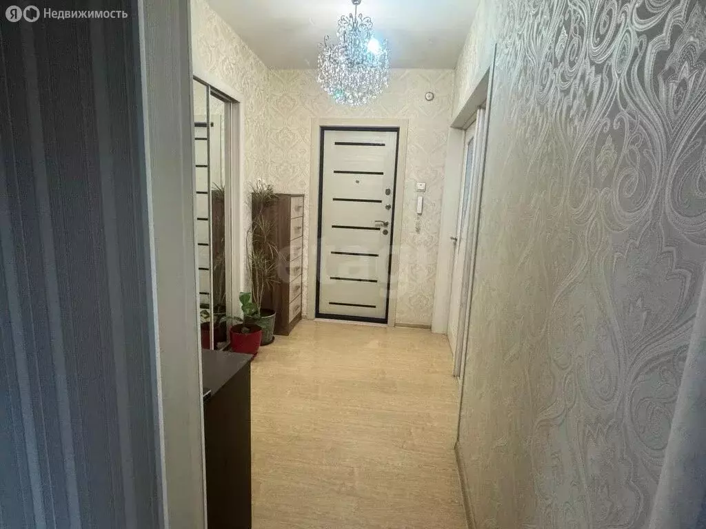 3-комнатная квартира: Иркутск, улица Трилиссера, 118 (66.5 м) - Фото 1