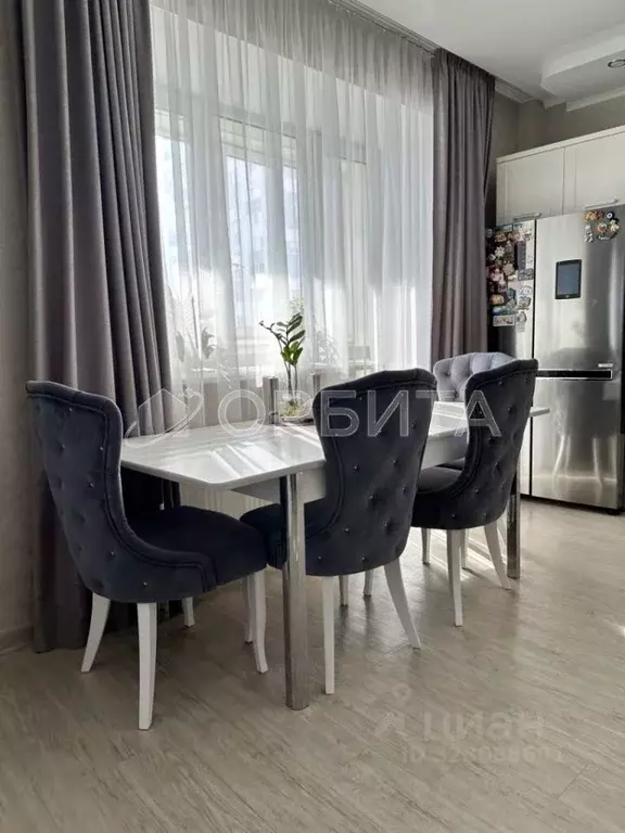 3-к кв. Тюменская область, Тюмень Заречный проезд, 14 (84.7 м) - Фото 1