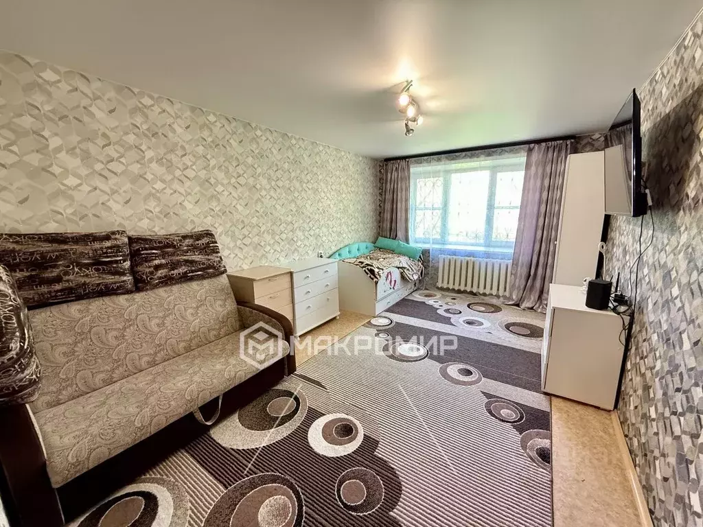 1-к кв. Пермский край, Пермь ул. Композитора Глинки, 4 (34.6 м) - Фото 0