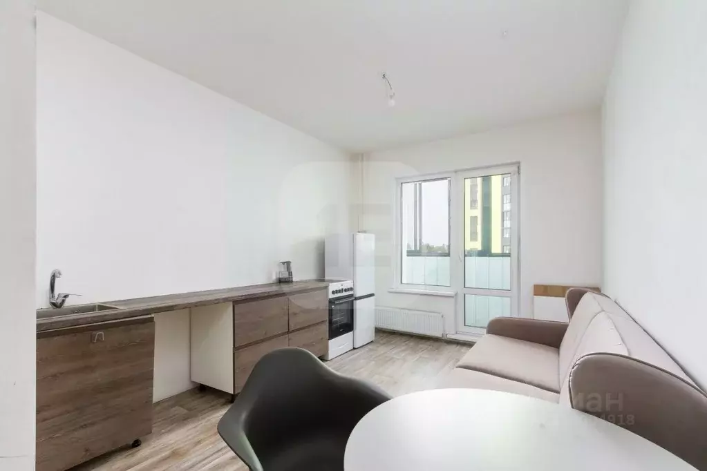 2-к кв. Новосибирская область, Новосибирск ул. Ясный Берег, 35 (42.8 ... - Фото 1