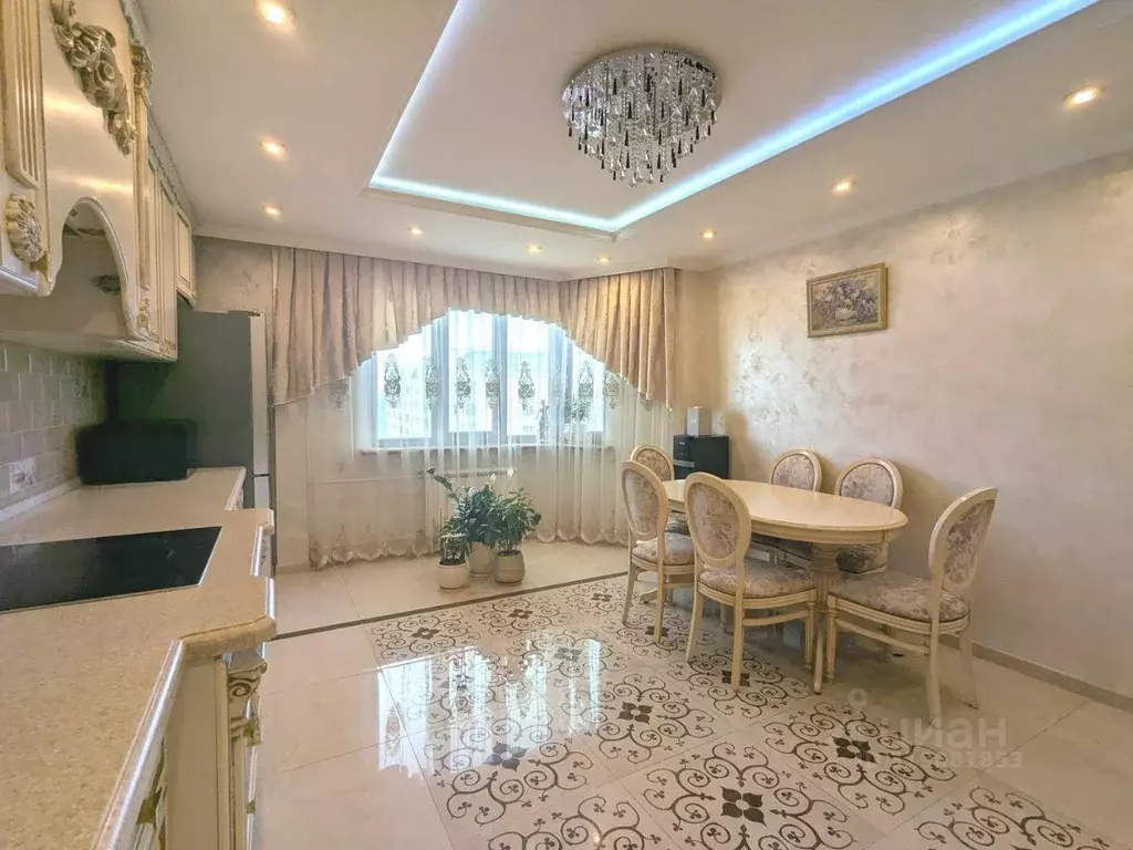Квартира, 3 комнаты, 131.3 м - Фото 0