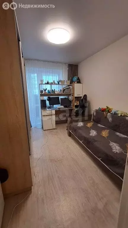 3-комнатная квартира: Набережные Челны, улица Раскольникова, 11 (74 м) - Фото 1