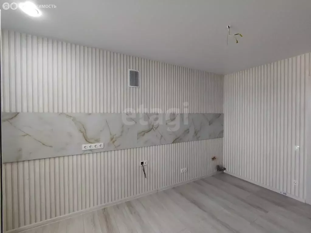 1-комнатная квартира: Энгельс, улица Колотилова, 100 (40.5 м) - Фото 2