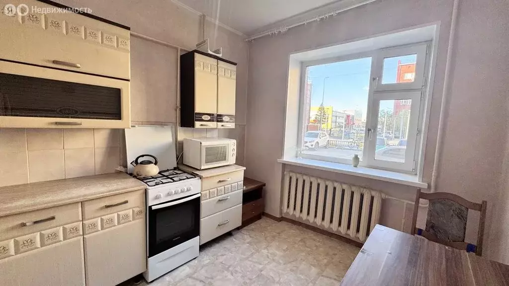 2-комнатная квартира: Новый Уренгой, Надымская улица, 3А (57.1 м) - Фото 2