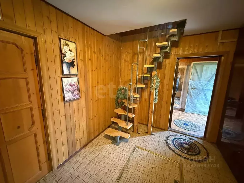 Дом в Ленинградская область, Приозерский район, Сосновское с/пос, д. ... - Фото 1