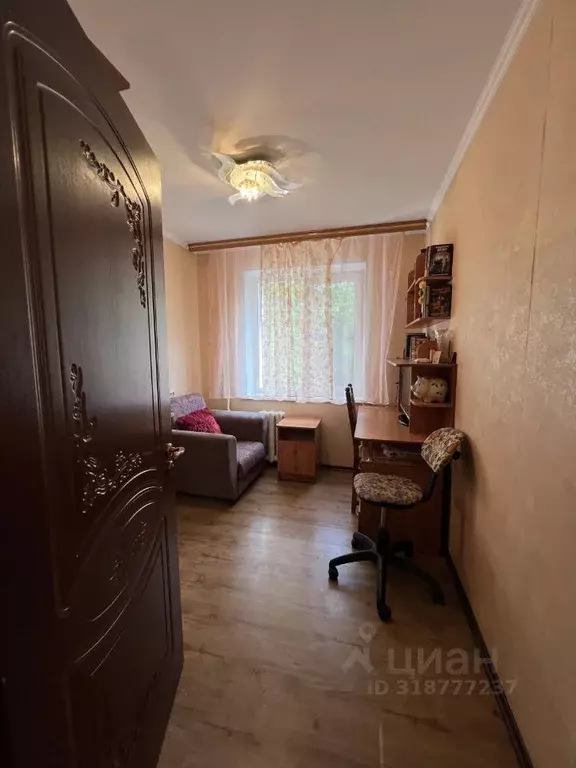 4-к кв. Курская область, Курск Курского завода тракторных запчастей ... - Фото 1