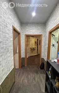 4-комнатная квартира: Челябинск, Российская улица, 13 (81.7 м) - Фото 1