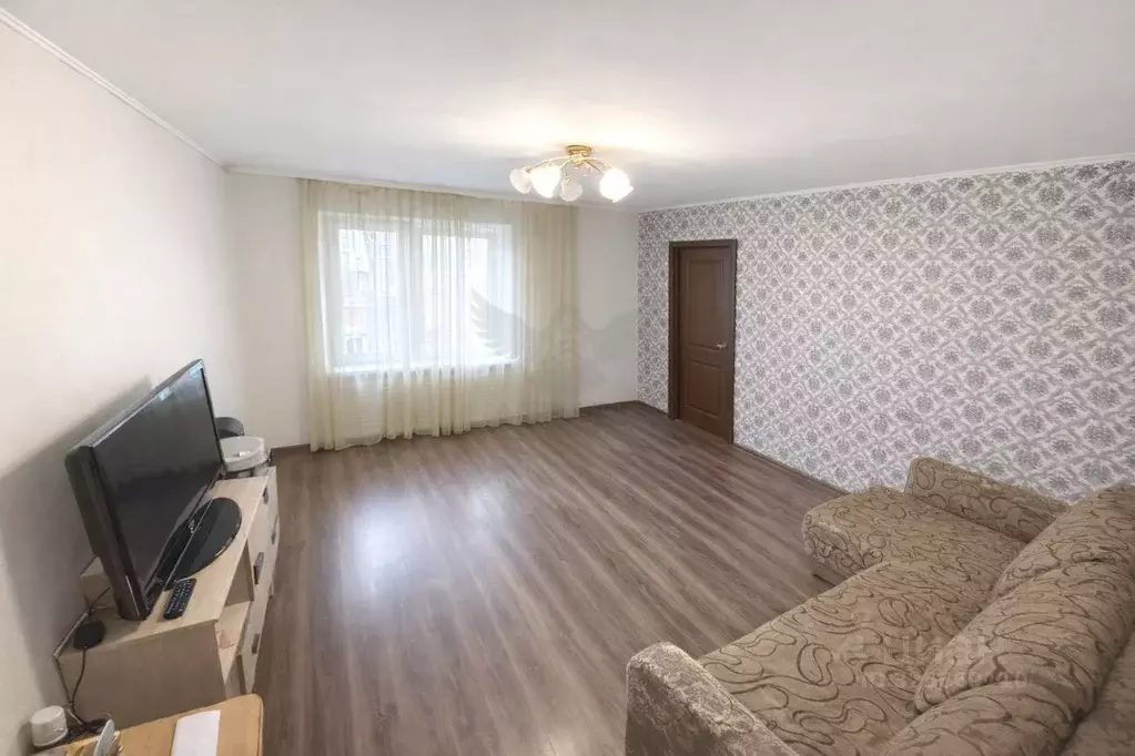 3-к кв. Калининградская область, Светлый ул. Горького, 28 (71.2 м) - Фото 1