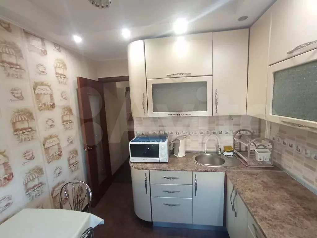 3-к. квартира, 60 м, 4/5 эт. - Фото 1