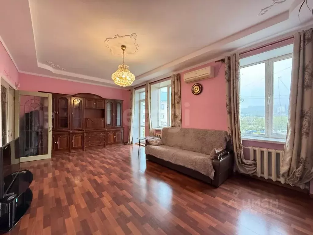2-к кв. Приморский край, Владивосток Новоивановская ул., 3 (60.0 м) - Фото 0