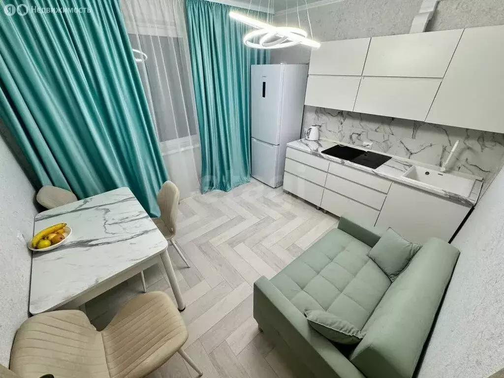 1-комнатная квартира: Анапа, улица Адмирала Пустошкина, 22к11 (38 м) - Фото 2