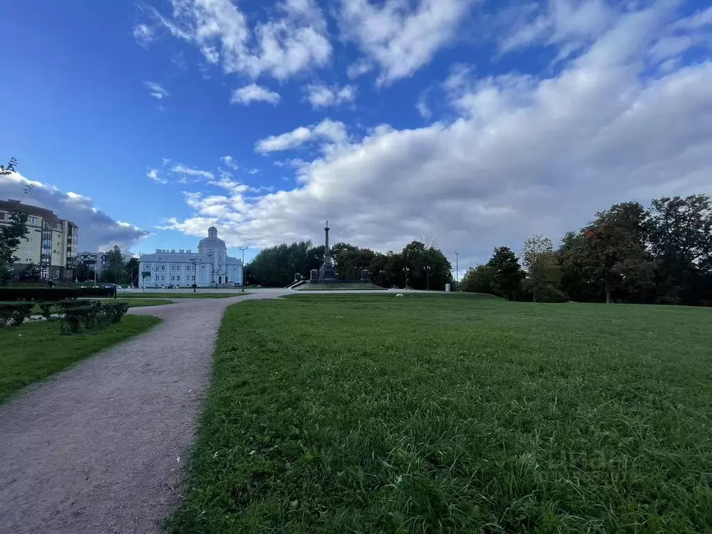 Участок в Санкт-Петербург, Санкт-Петербург, Ломоносов Дворцовый ... - Фото 0