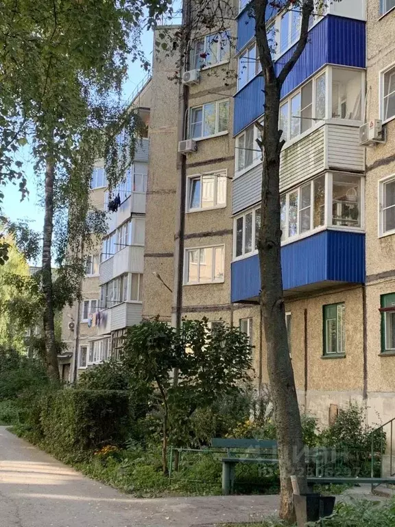 2-к кв. Липецкая область, Елец Юбилейная ул., 9А (52.0 м) - Фото 0