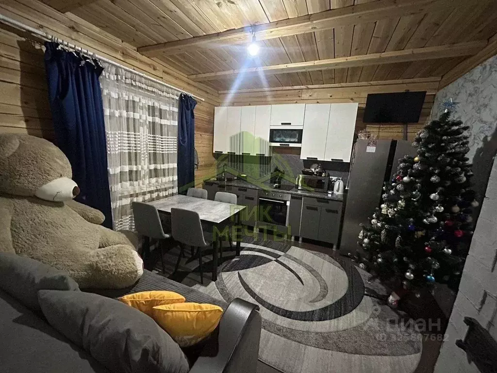 Дом в Бурятия, Улан-Удэ пер. Багряный (92 м) - Фото 1