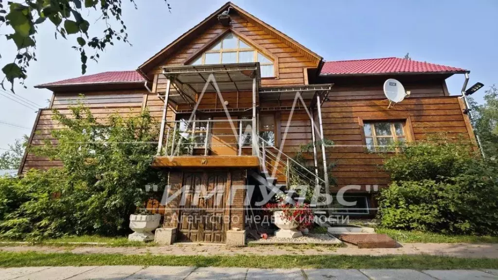 Дом в Саха (Якутия), Якутск ул. Птицевод, 93 (328 м) - Фото 0