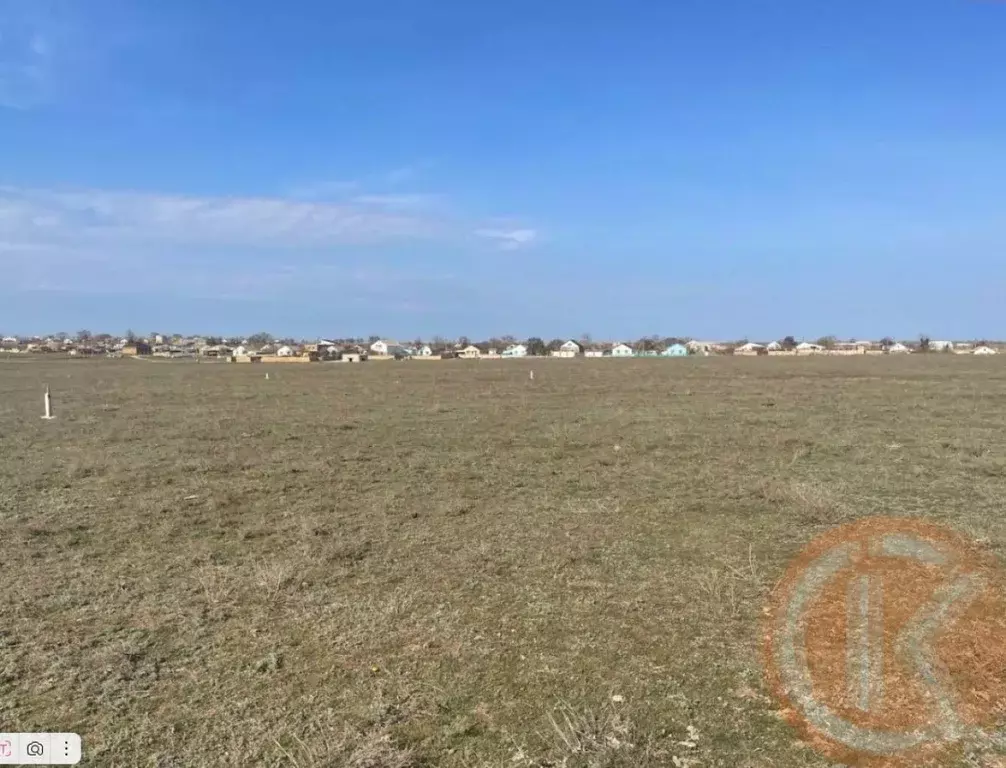 Участок в Крым, Сакский район, Штормовское с/пос, с. Приветное  (6.0 ... - Фото 1