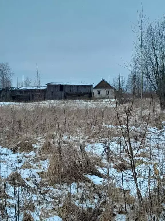 Дом в Кировская область, Юрьянский район, Загарское с/пос, д. ... - Фото 1