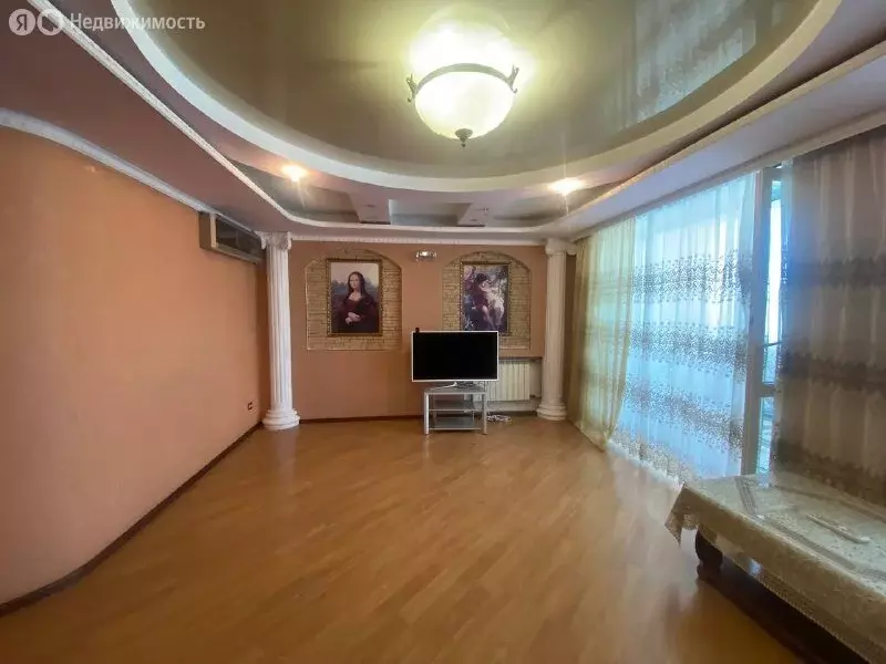 4-комнатная квартира: Белогорск, Никольское шоссе, 40 (99.7 м) - Фото 1