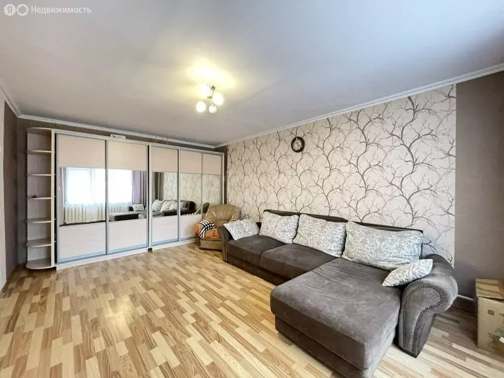 3-комнатная квартира: Вышний Волочёк, улица Урицкого, 106 (63 м) - Фото 2