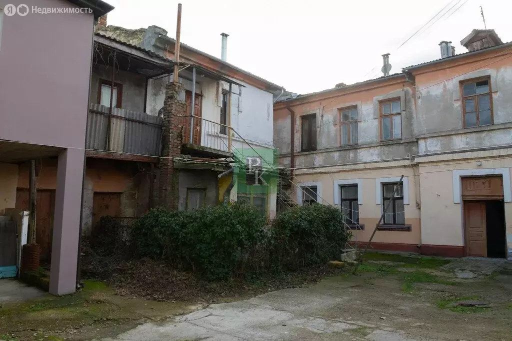 3-комнатная квартира: Симферополь, улица Крылова, 13 (71.4 м) - Фото 2