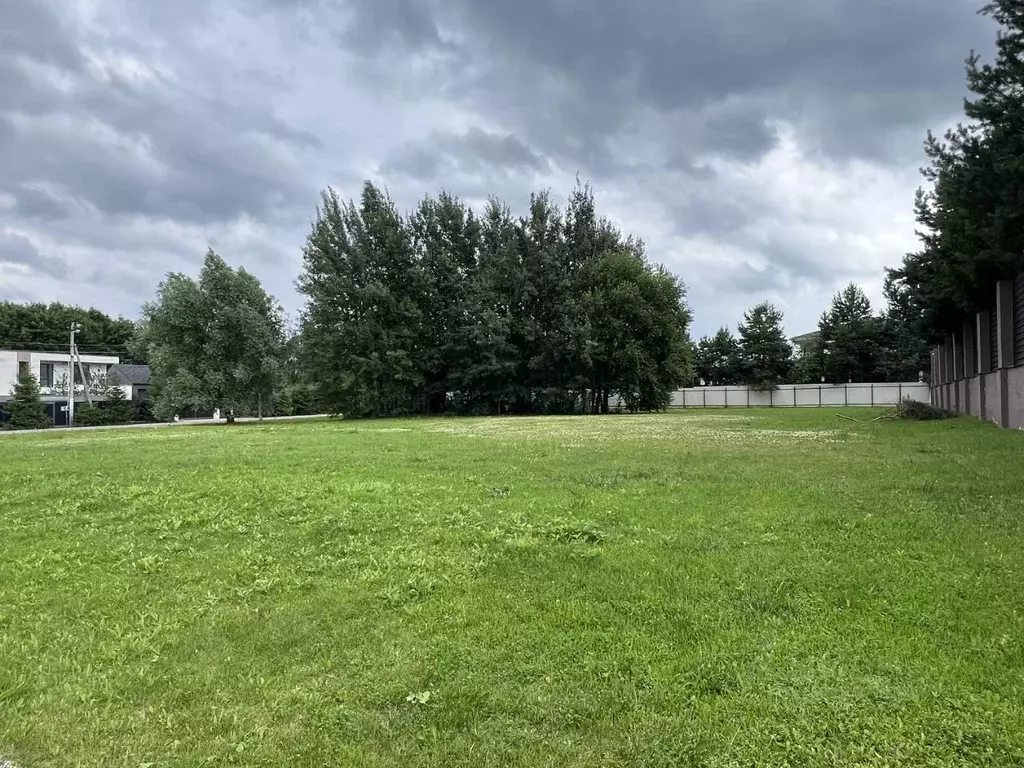 Участок в Московская область, Красногорск городской округ, д. ... - Фото 2