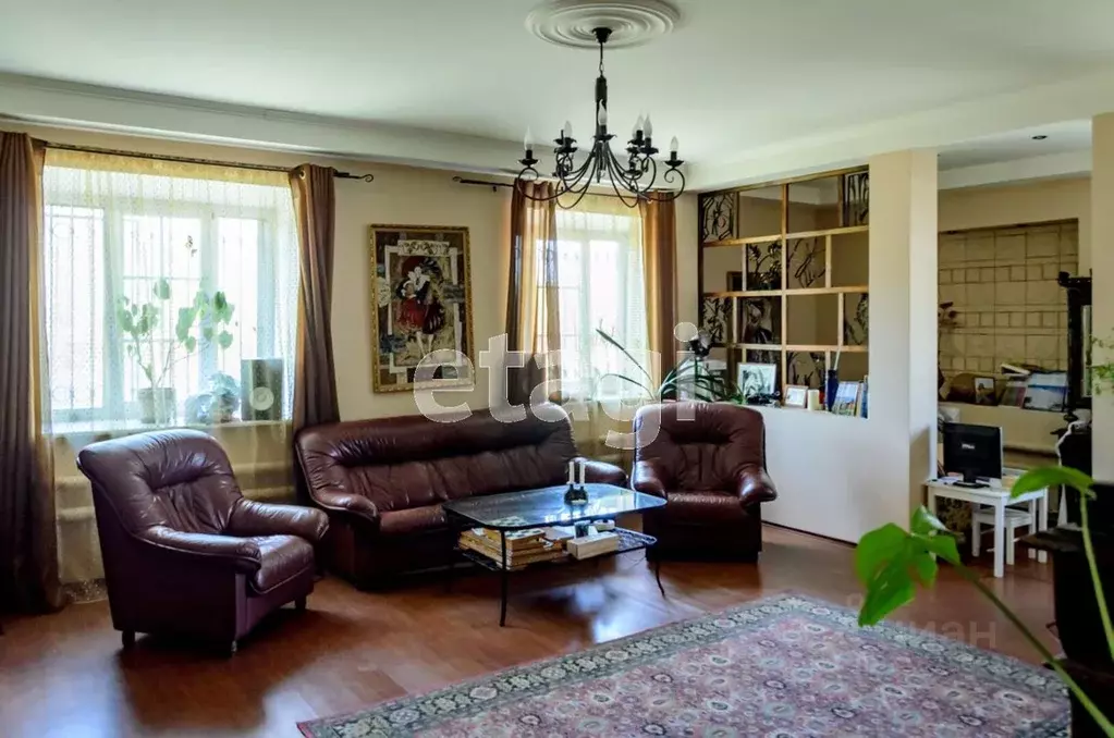 Дом в Ярославская область, Гаврилов-Ямский муниципальный округ, с. ... - Фото 1