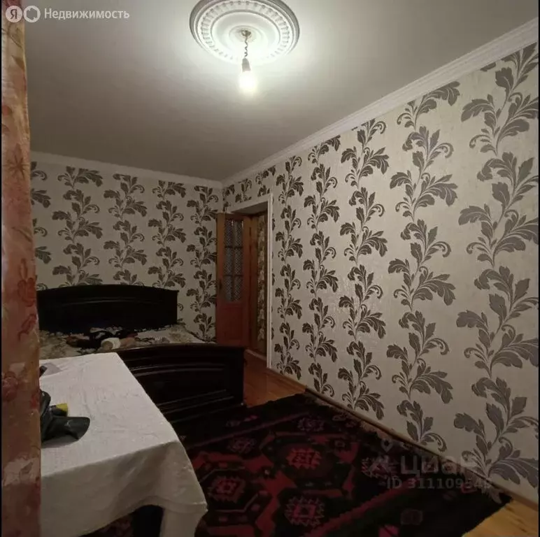 2-комнатная квартира: Махачкала, улица Устарбекова, 12 (56 м) - Фото 0