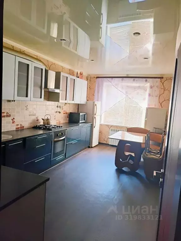 3-к кв. Саратовская область, Балаково ш. Саратовское, 81 (82.0 м) - Фото 0
