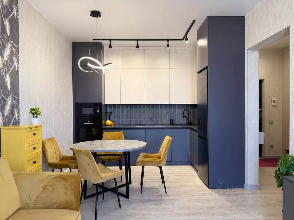 3-к кв. Тюменская область, Тюмень ул. Анатолия Клиндюка, 1 (70.0 м) - Фото 2