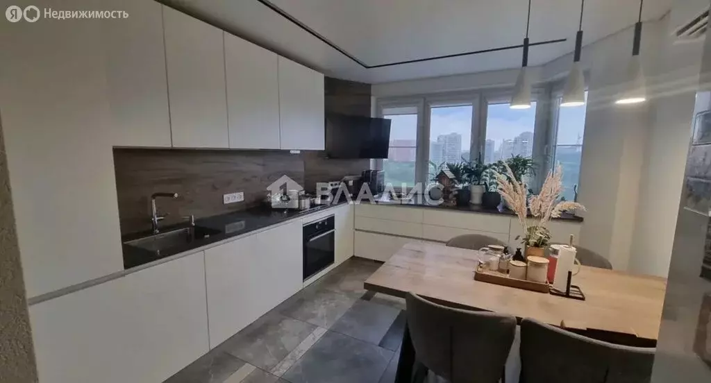 4-комнатная квартира: Москва, улица Лавриненко, 13к2 (94 м) - Фото 1