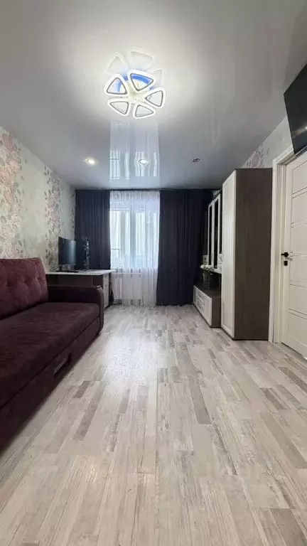 3-к кв. Нижегородская область, Дзержинск ул. Терешковой, 54 (52.1 м) - Фото 0