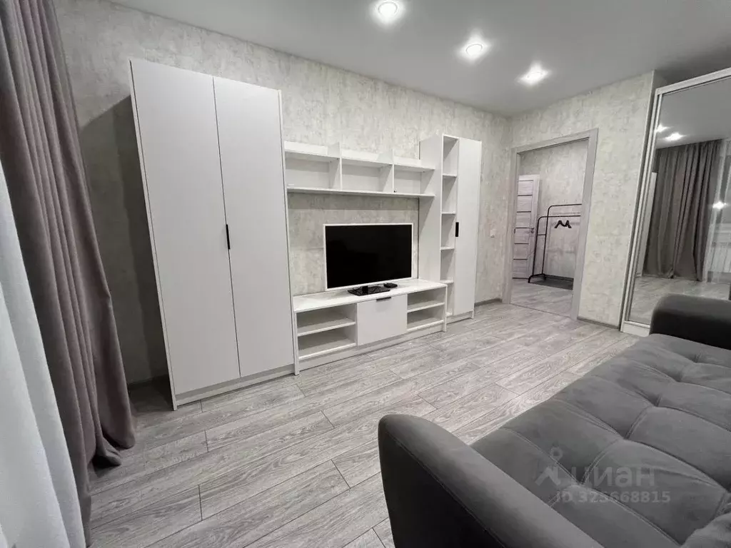 1-к кв. Волгоградская область, Волгоград ул. Иссы Плиева, 6 (37.0 м) - Фото 2