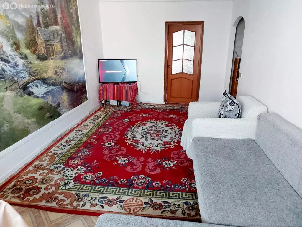 3-комнатная квартира: Кызыл, улица Дружбы, 15 (56.7 м) - Фото 1