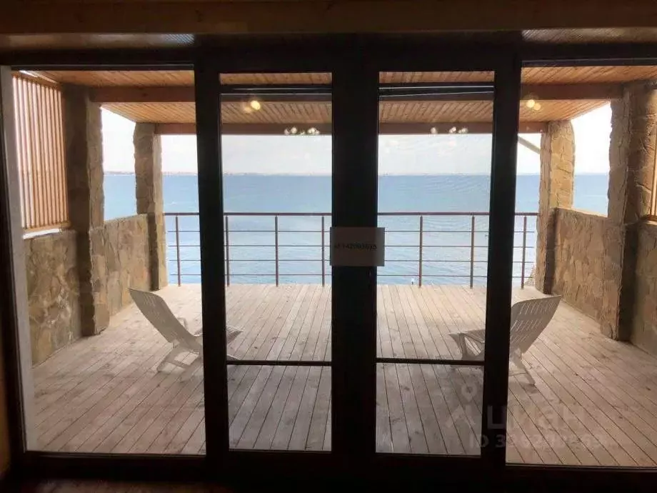 Таунхаус в Крым, Феодосия ул. Вити Коробкова (150 м) - Фото 1