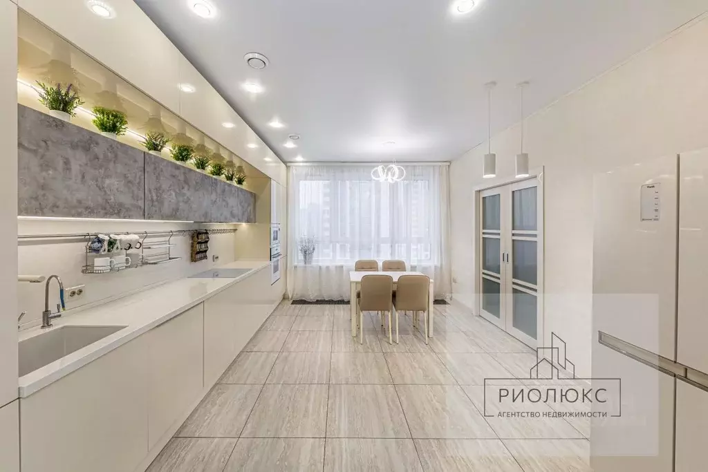 3-к кв. Челябинская область, Челябинск просп. Героя России Е.Н. ... - Фото 2