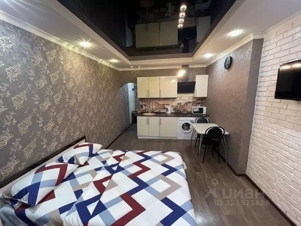 Студия Ростовская область, Батайск ул. Максима Горького, 144 (28.0 м) - Фото 1