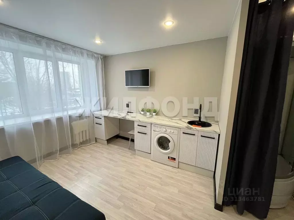 Комната Новосибирская область, Новосибирск ул. Никитина, 143 (13.4 м) - Фото 1