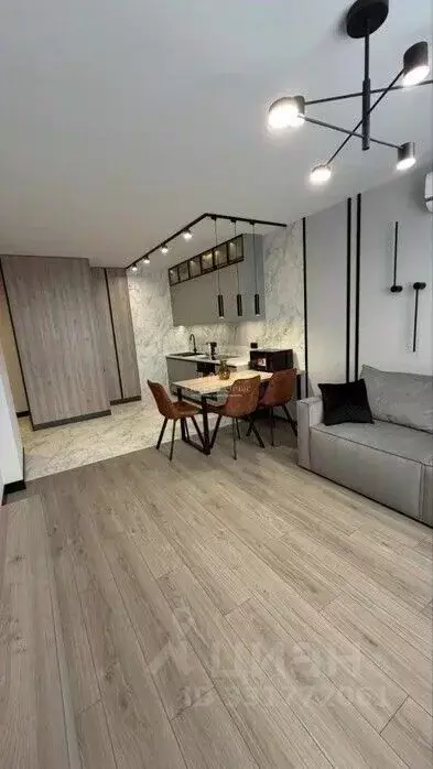 2-к кв. Татарстан, Казань ул. Рауиса Гареева, 109 (50.0 м) - Фото 1