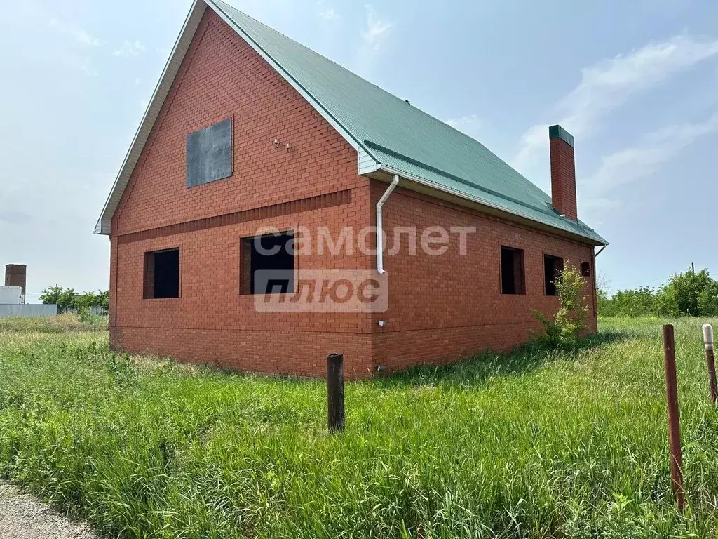 Дом в Краснодарский край, Брюховецкий район, Брюховецкая ст-ца ... - Фото 1