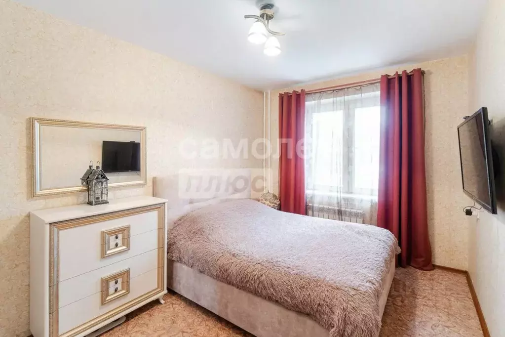 2-к кв. Омская область, Омск Осоавиахимовская ул., 181к1 (56.6 м) - Фото 1