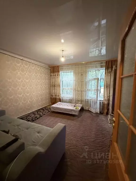 3-к кв. Астраханская область, Астрахань ул. Свердлова, 77 (45.0 м) - Фото 0