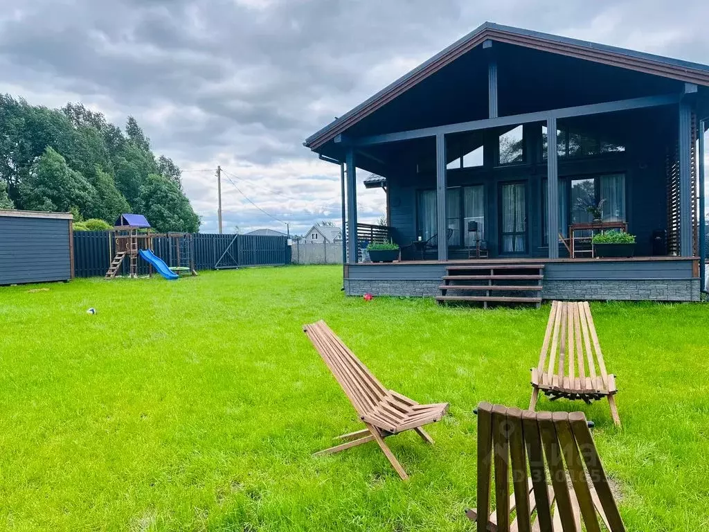 Дом в Ленинградская область, Гатчинский муниципальный округ, д. Межно ... - Фото 1